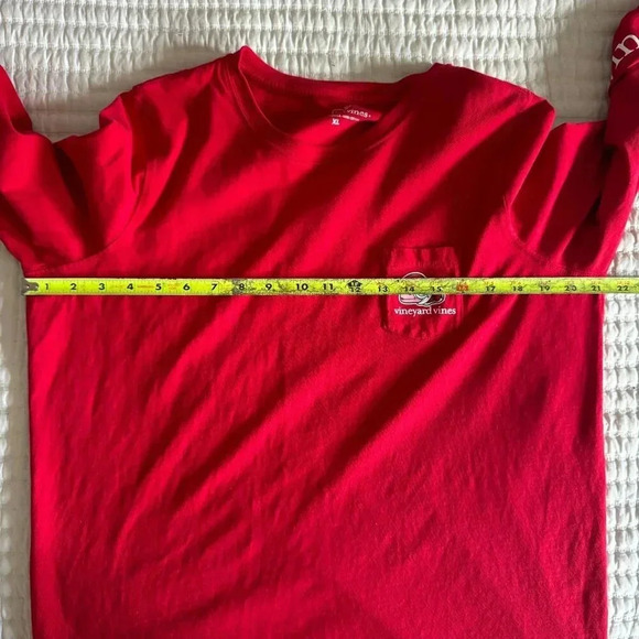 Vineyard Vines Tee Shirt XL Merry Christmas Santa Whale Red - Picture 6 of 9